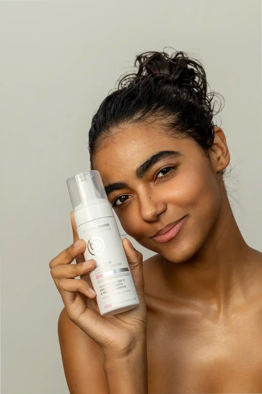 BRIGHT GLOW – Cleansing Face Foam
